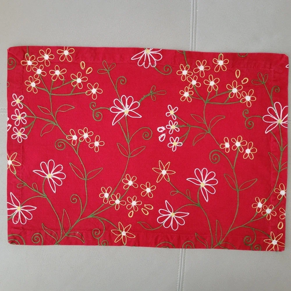 Crate Barrel Pergola Placemats Red Floral Green Gold White Embroidery Cotton 4Pc